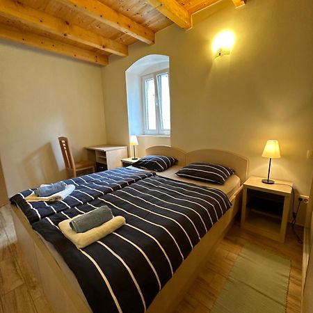 Old Town Apartments Trogir - Free Parking Eksteriør bilde