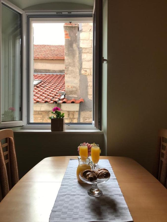 Old Town Apartments Trogir - Free Parking Eksteriør bilde