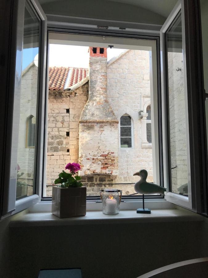 Old Town Apartments Trogir - Free Parking Eksteriør bilde